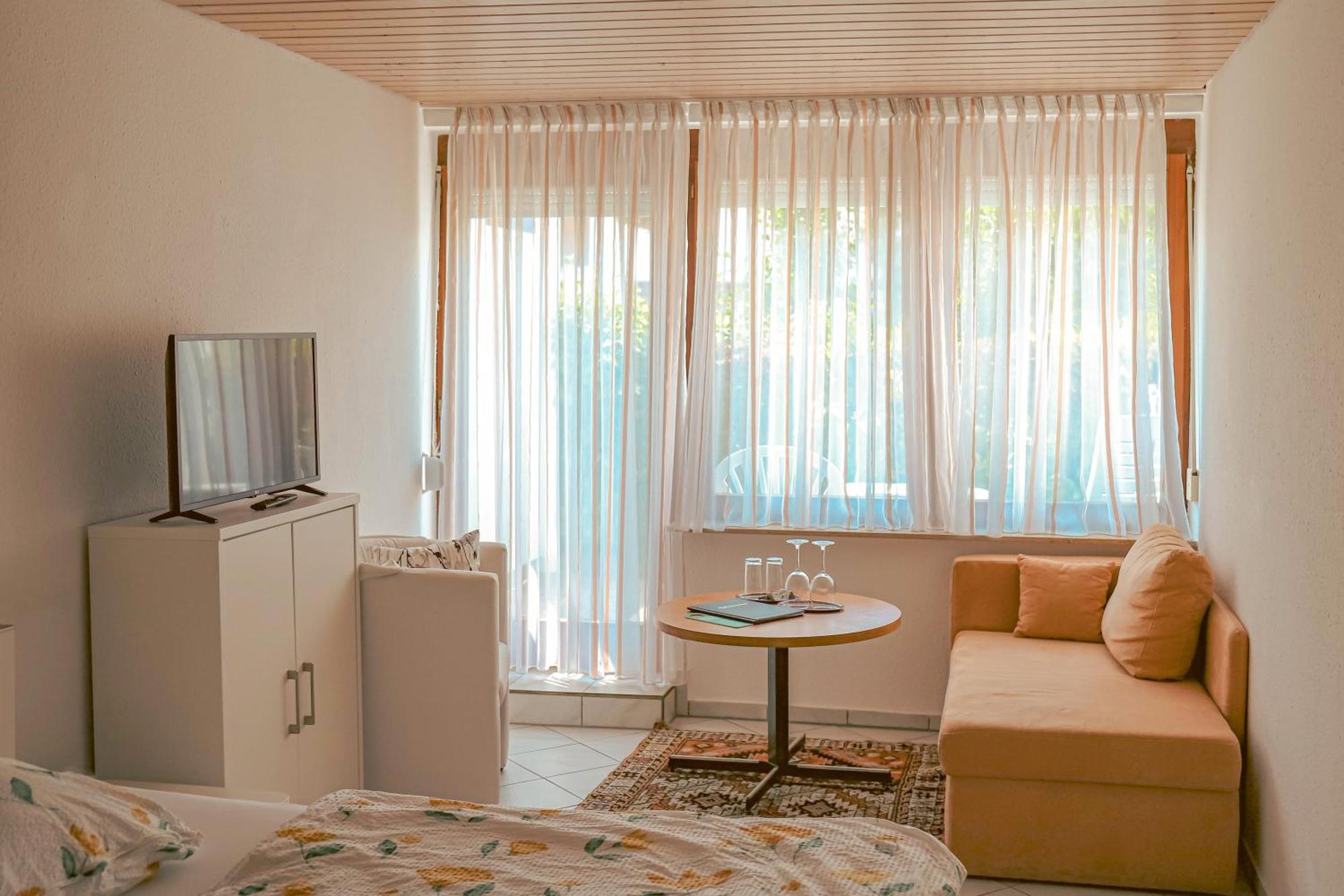 Hotel Garni Vitamari Wasserburg am Bodensee Exterior photo