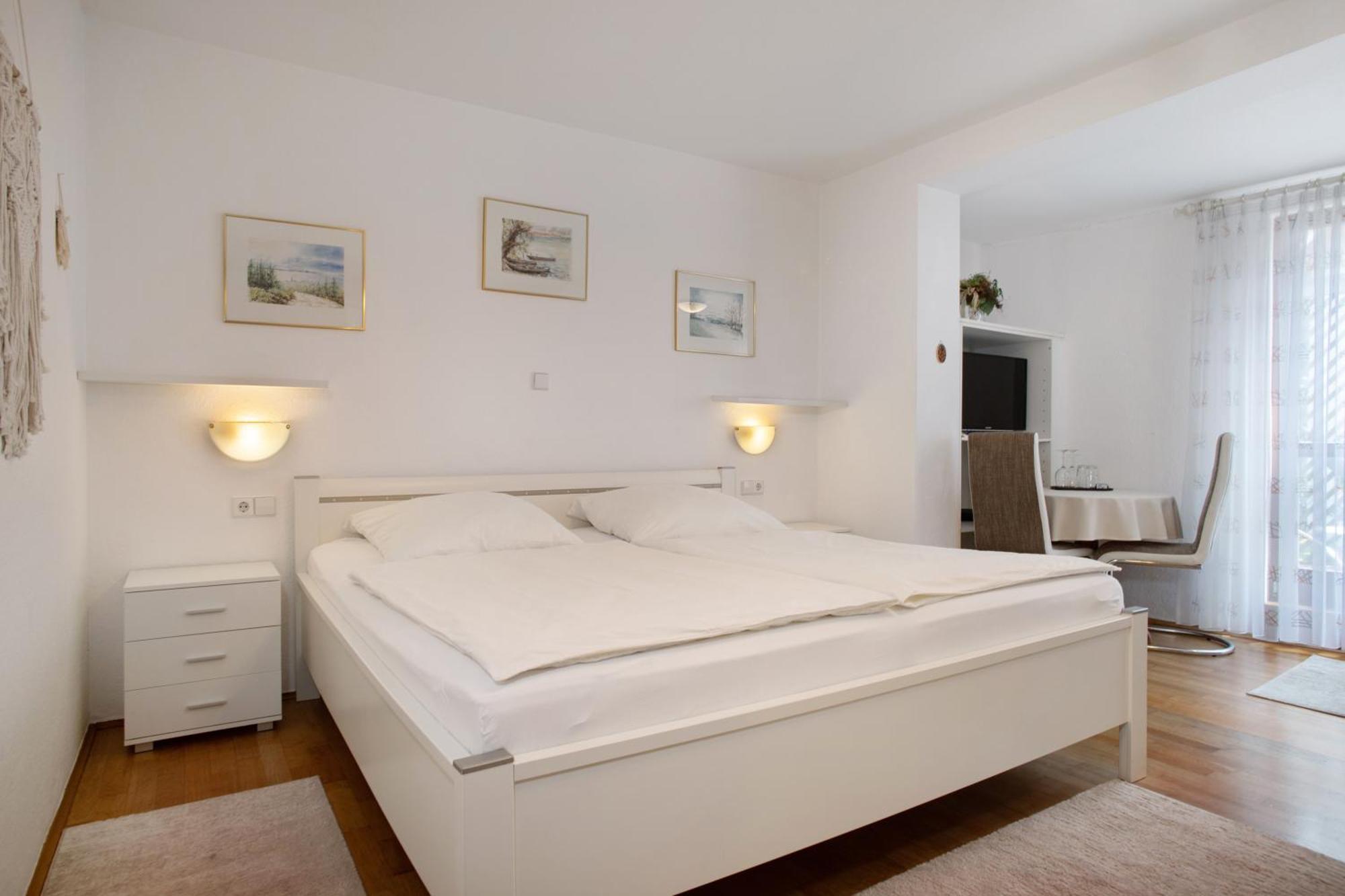 Hotel Garni Vitamari Wasserburg am Bodensee Exterior photo